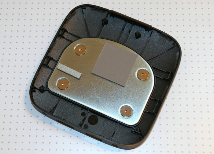 導熱硅膠片外殼散熱 導熱硅膠片外殼散熱